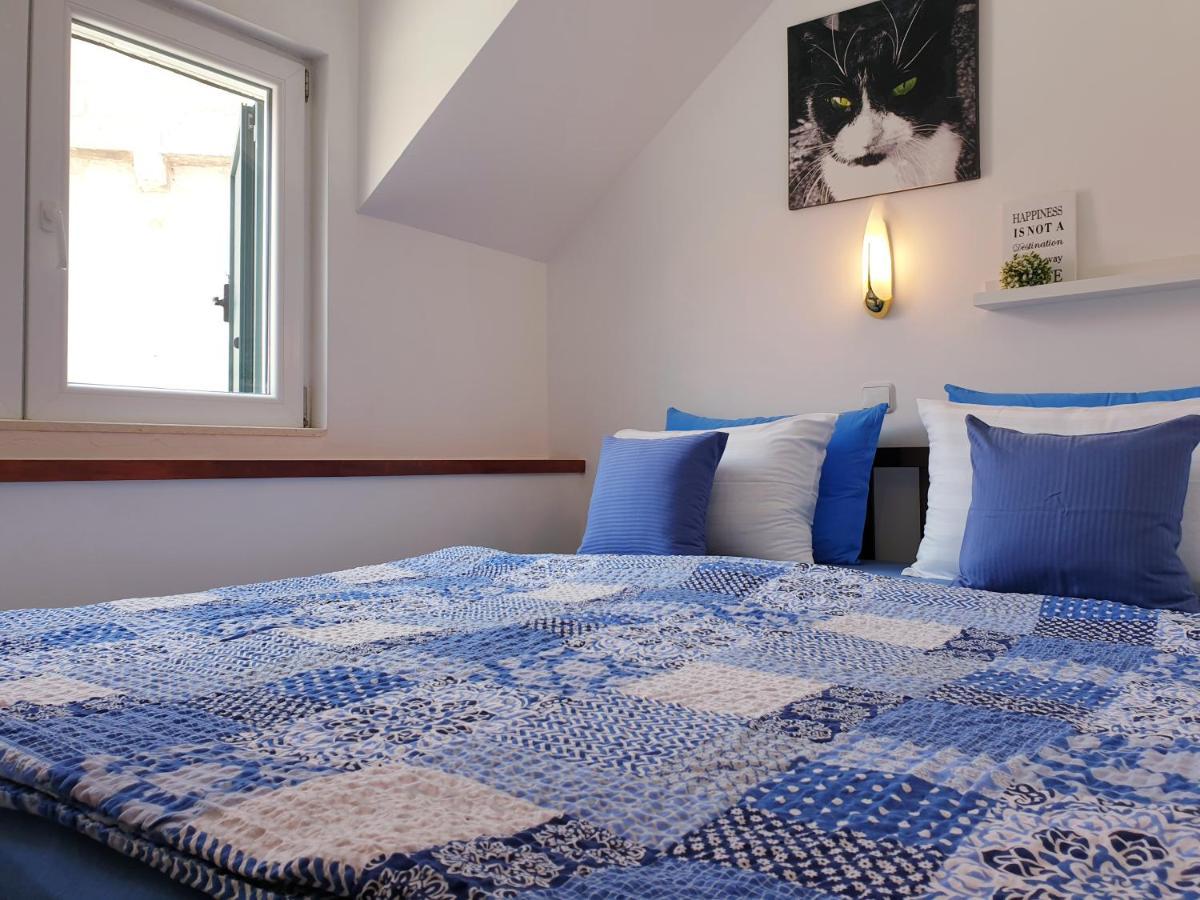 Apartments Sandra In The Historical Center Of The City Supetar Exteriör bild