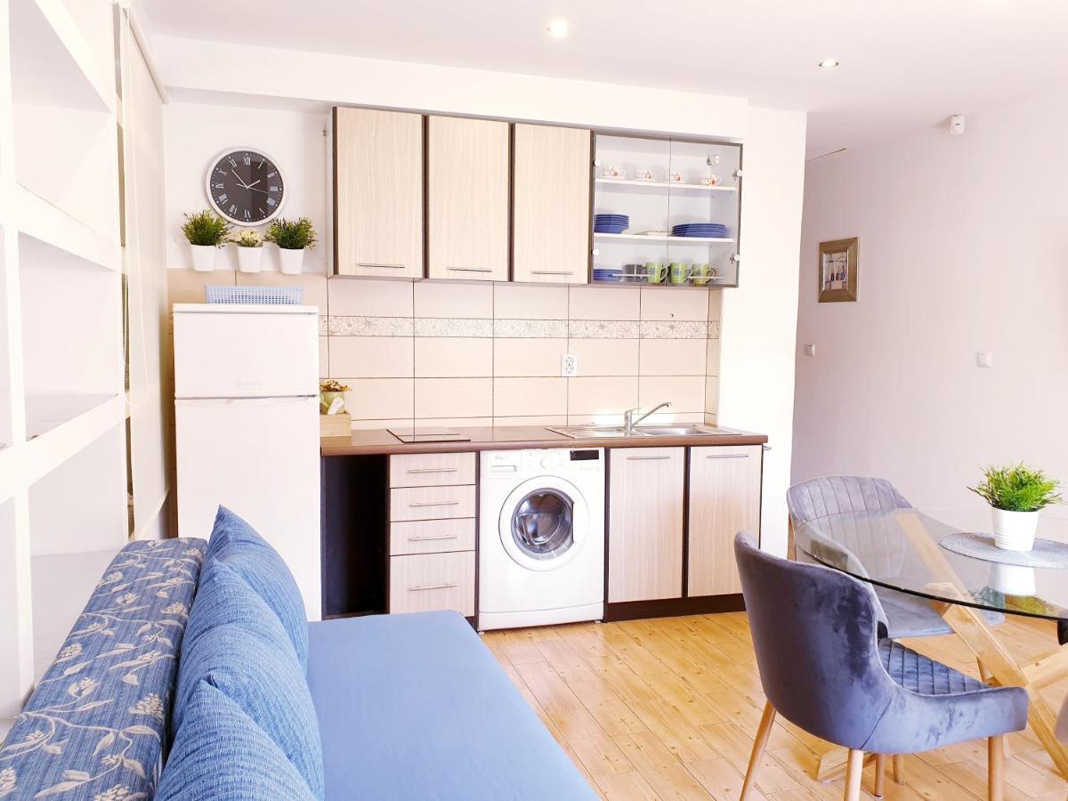 Apartments Sandra In The Historical Center Of The City Supetar Exteriör bild