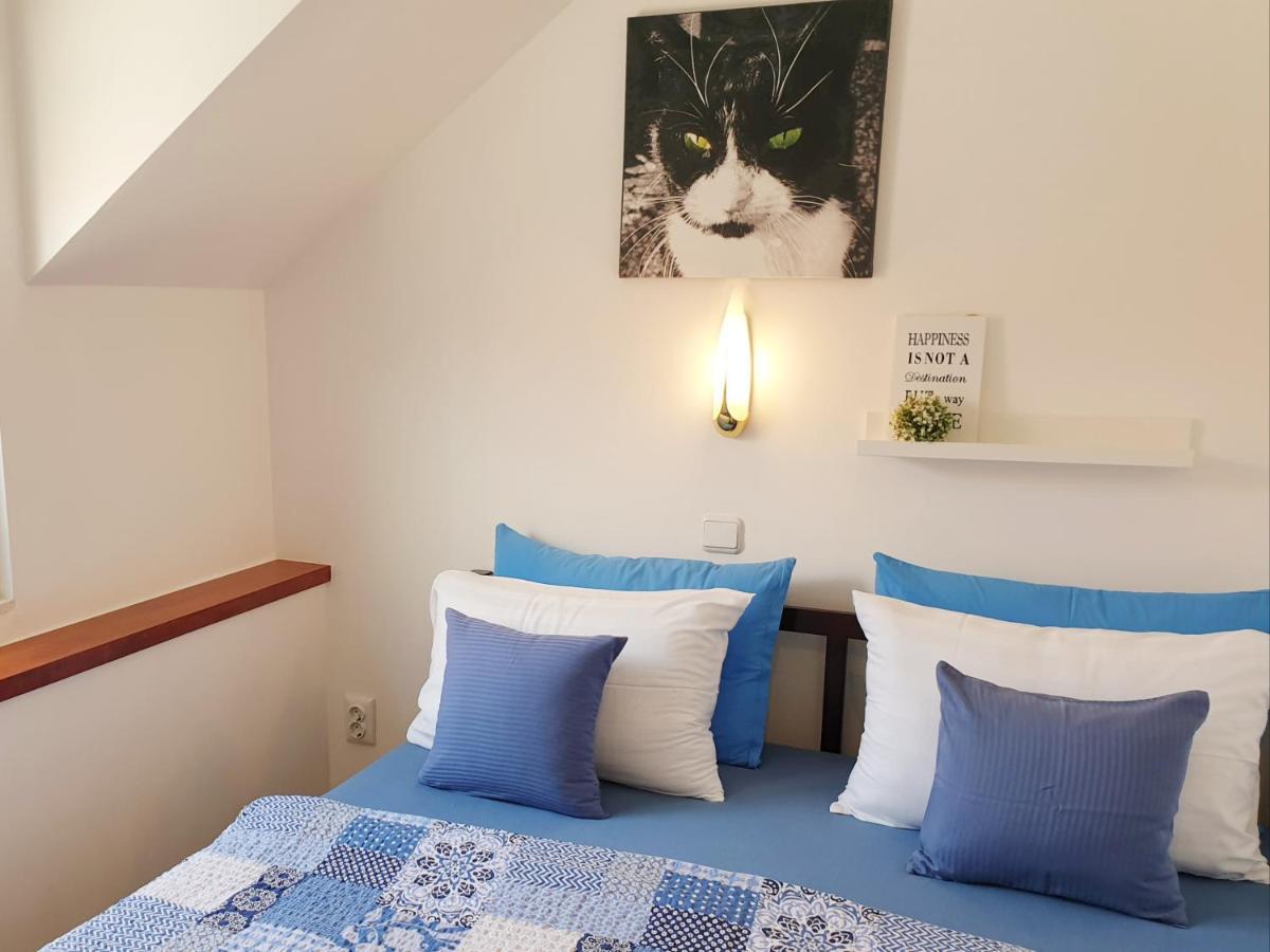 Apartments Sandra In The Historical Center Of The City Supetar Exteriör bild